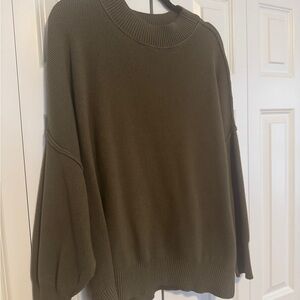 Chic Olive Women's Crew Neck Sweater